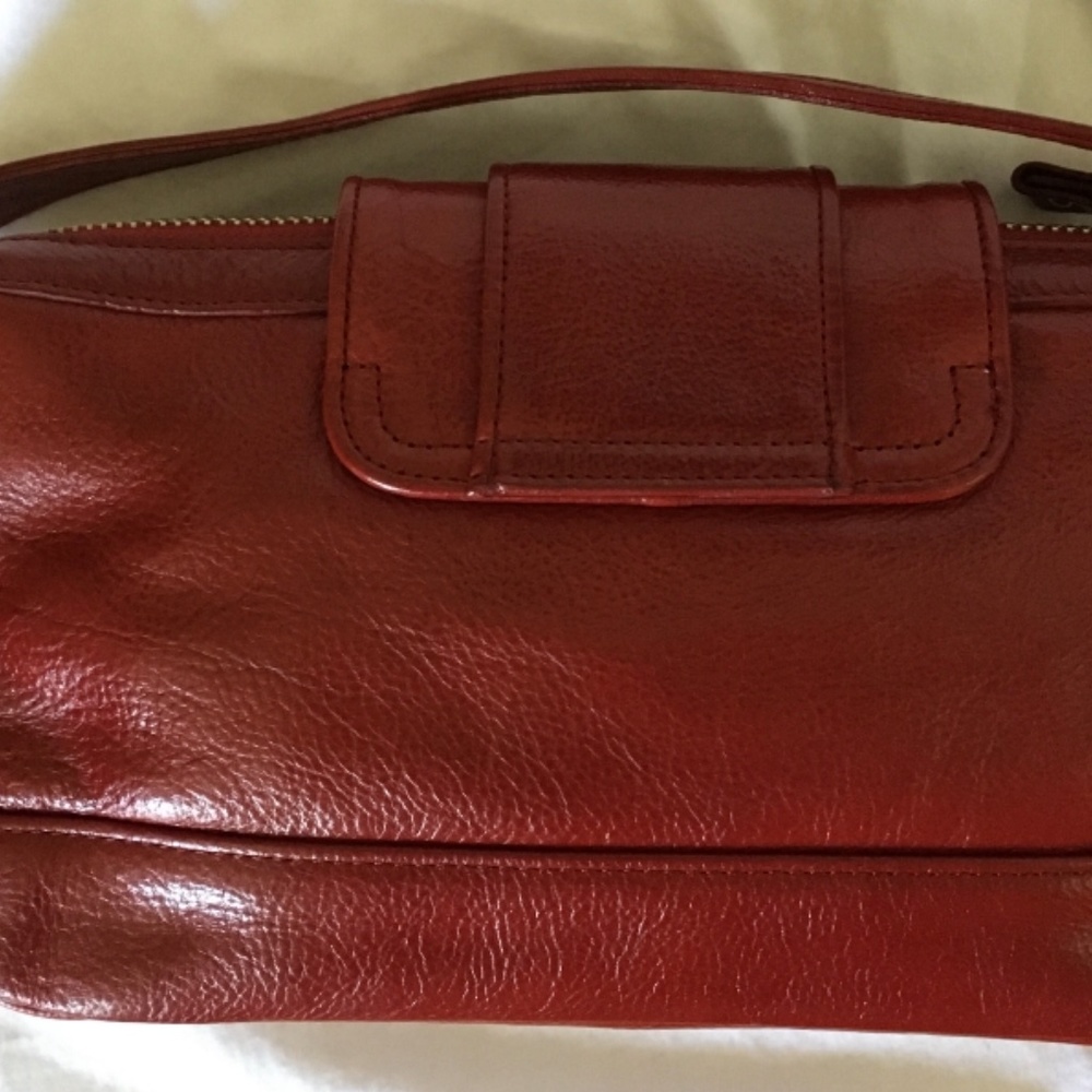 Beautiful Kenneth Cole red leather bag! - Picture 3 of 9